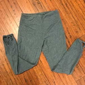 Great detail leggings